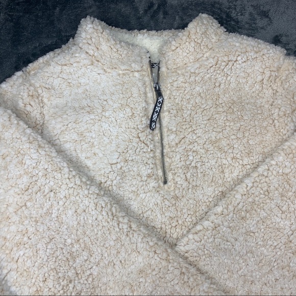 fluffy jacket - Picture 2 of 2